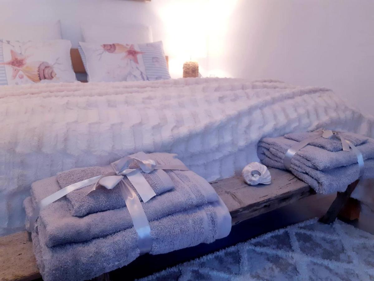 Casa Babica Guesthouse 코스티네스티 외부 사진