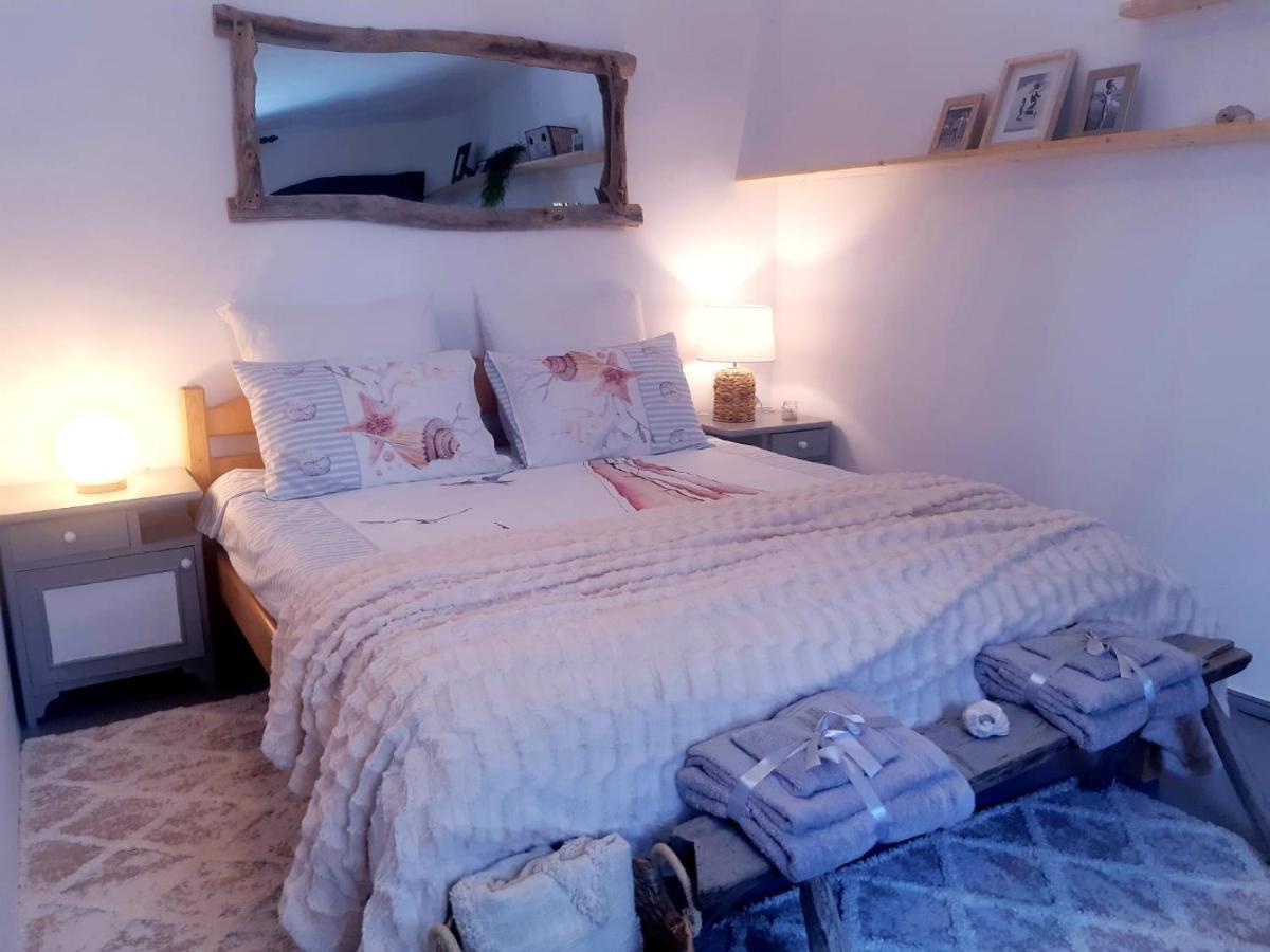 Casa Babica Guesthouse 코스티네스티 외부 사진
